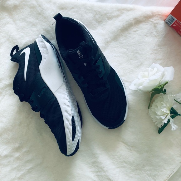 Nike Renew Retaliation. Brand new! Women’s Sz 7 - Picture 8 of 11